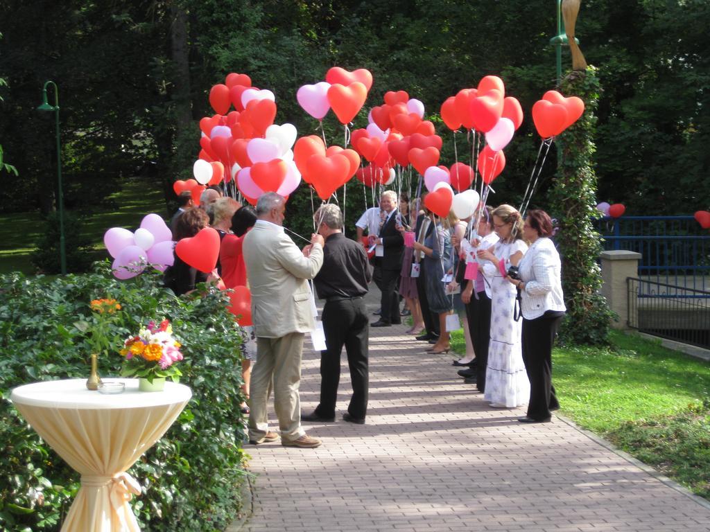 Parkhotel Güldene Berge Weißenfels Dış mekan fotoğraf