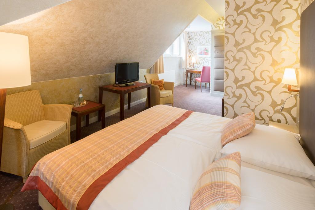 Parkhotel Güldene Berge Weißenfels Dış mekan fotoğraf