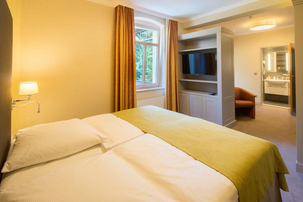 Parkhotel Güldene Berge Weißenfels Dış mekan fotoğraf